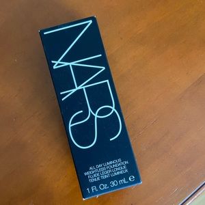 Nars Foundation Light 3
